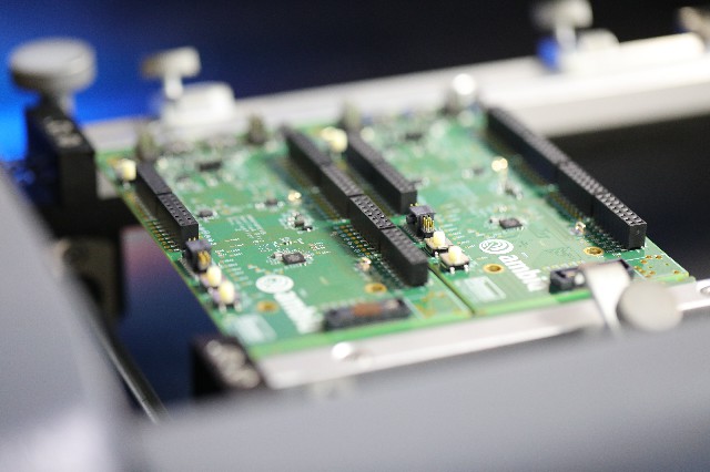 PCB制板與PCBA制板有什么區別?PCB制板與PCBA制板的區別及應用